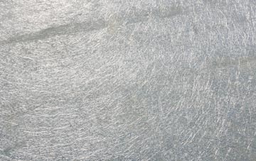 Girlsta laminate fibreglass or shingles?